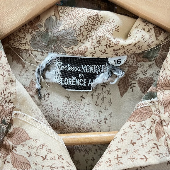 Vintage Florence Alper 1970’s Floral Print Blouse - Picture 4 of 7